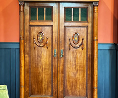 Odrestaurowane meble po Wojciechu Maciejewskim (photo)